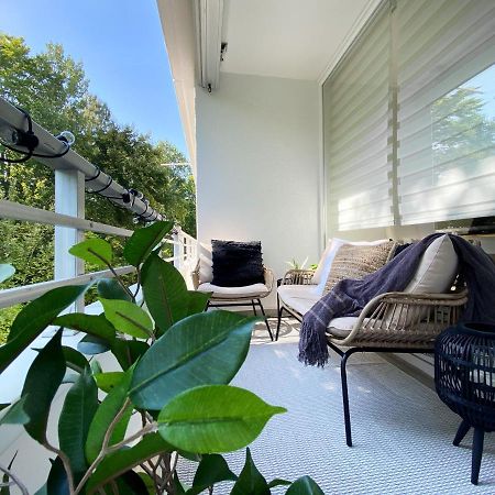 Seaside Rooms - Zentrales Design-Apartment Mit Balkon & Parkplatz - 2 Minuten Zum Strand Тиммендорфер-Штранд Экстерьер фото