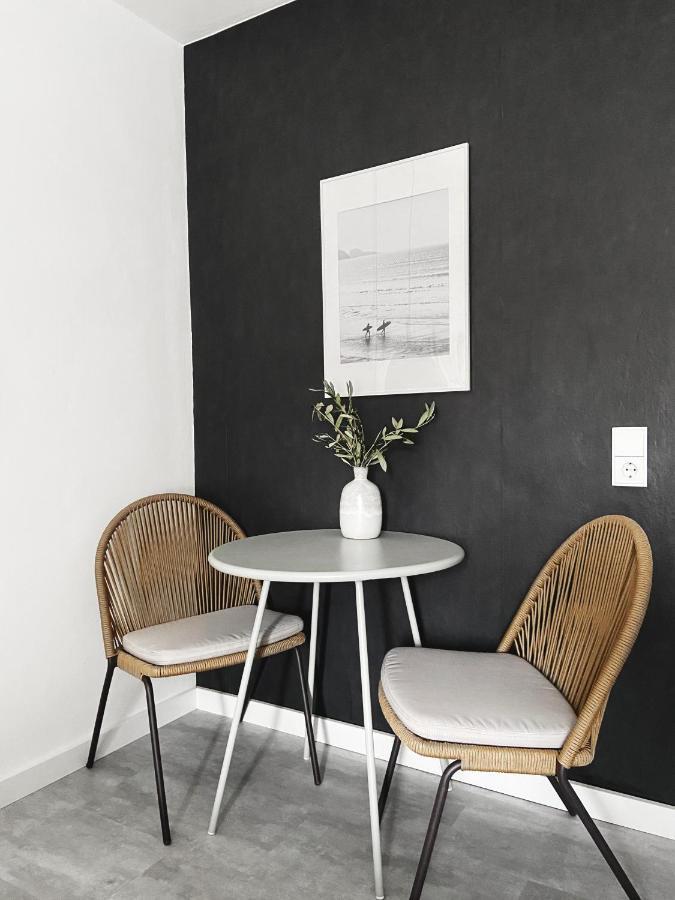 Seaside Rooms - Zentrales Design-Apartment Mit Balkon & Parkplatz - 2 Minuten Zum Strand Тиммендорфер-Штранд Экстерьер фото
